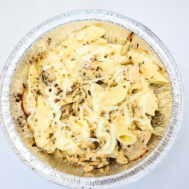 Alfredo Chicken Pasta.