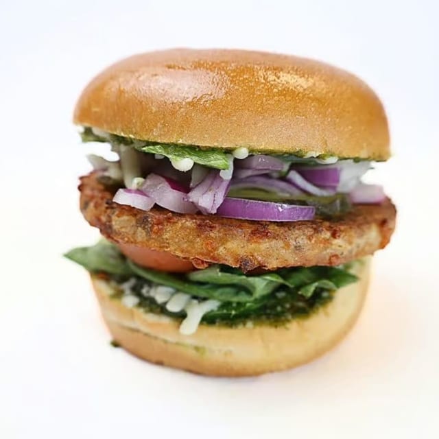 Hariyali Veggie Burger.