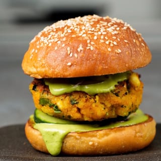 Butter Chicken Burger