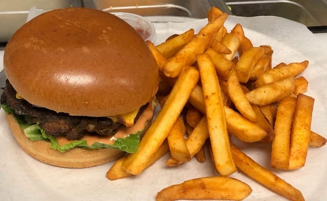 Cheeseburger.