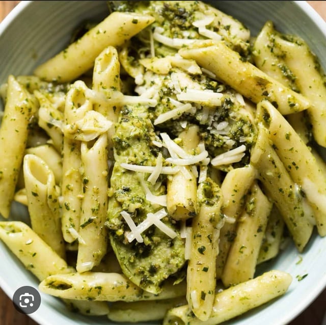 Pesto Veggie Pasta.
