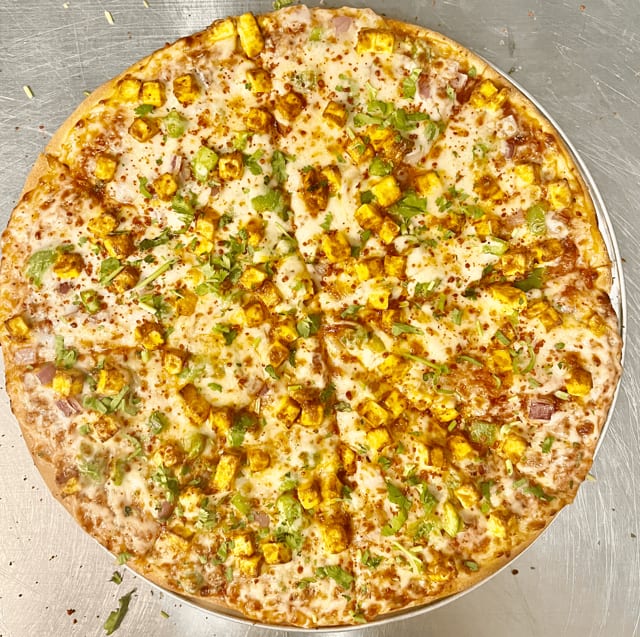 Masala Paneer Pizza.